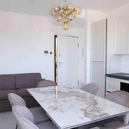 Maison *